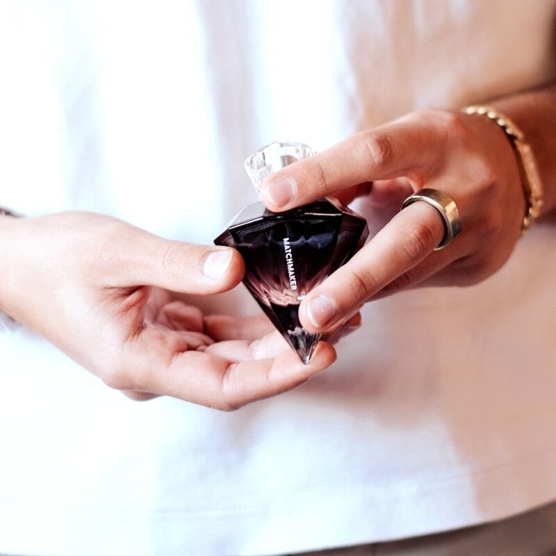 OLHO DE AMOR - MATCHMAKER BLACK DIAMOND LGBTQ PERFUME FEROMONES PARA ELE 30 ML - Infernum Store