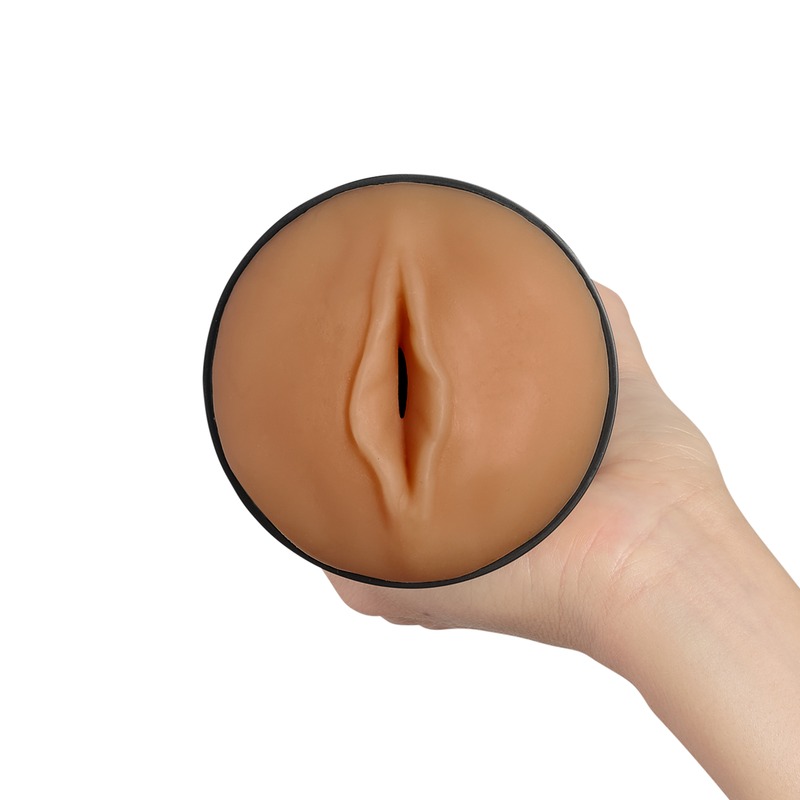KIIROO - ESTIMULADOR MASTURBADOR FEEL STROKER - MARROM CLARO - Infernum Store