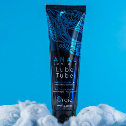 Lube Tube Anal Comfort is a hybrid intimate gel due to its water-based formula combined with other ingredients that simulate 