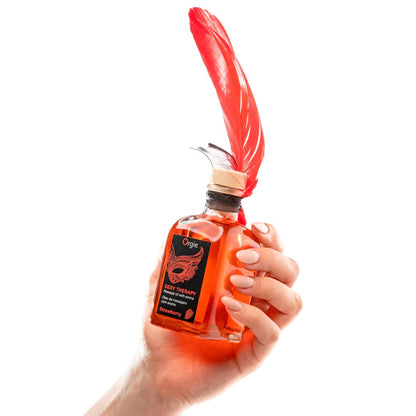 Sexy Therapy Kissable Massage Set to perform the Lips Massage, an arousing sensorial foreplay experience