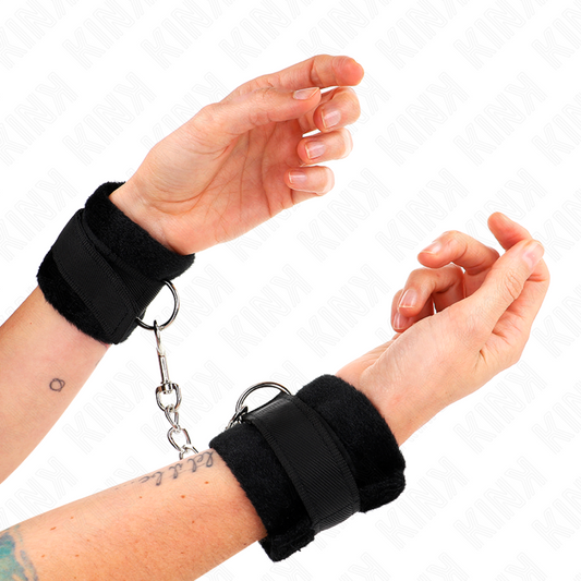 KINK - BEGINNER FUR HAND CUFFS BLACK 30 X 7 CM