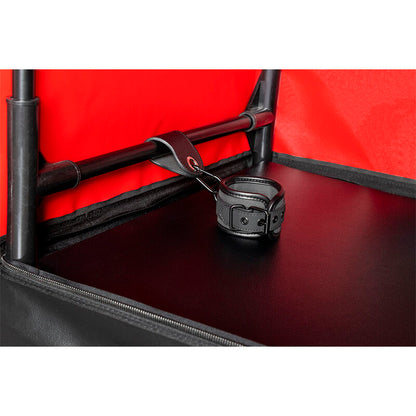 SECRET DOME - KINK CLUB CABINA BUKKAKE PRETO E VERMELHO