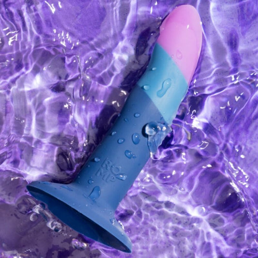 ROMP - PICCOLO DILDO DE SILICONE COM VENTOSA TRICOLORIDA 14 CM - Infernum Store